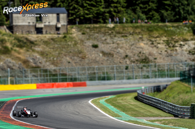 Jos Verstappen trots op Max Verstappen